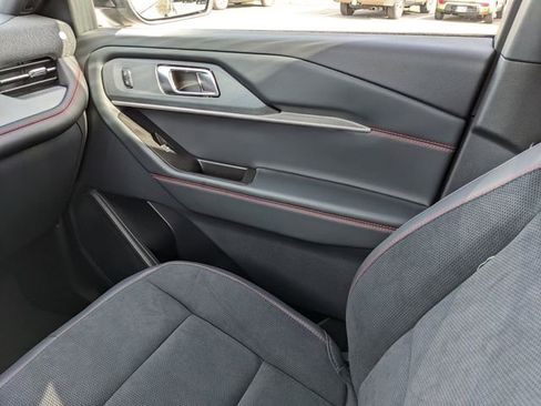 New 2026 Ford Explorer ST image 17