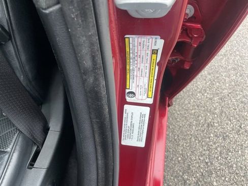 Used 2014 Chrysler 300 C image 20