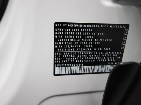 Used 2022 Volkswagen Taos SE w/ Panoramic Sunroof Package image 30