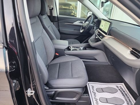 New 2026 Ford Explorer Active image 16