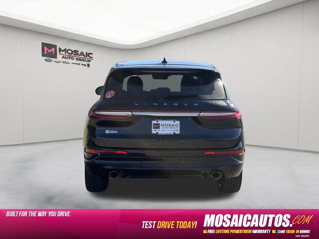 Used 2023 Lincoln Corsair AWD w/ Equipment Group 101A image 6