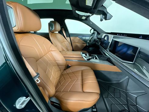 New 2027 BMW 740i xDrive w/ M Sport Professional Package AWD/4WD image 43