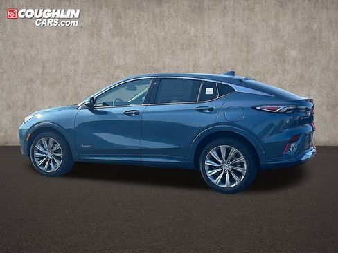 New 2025 Buick Envista Avenir image 9