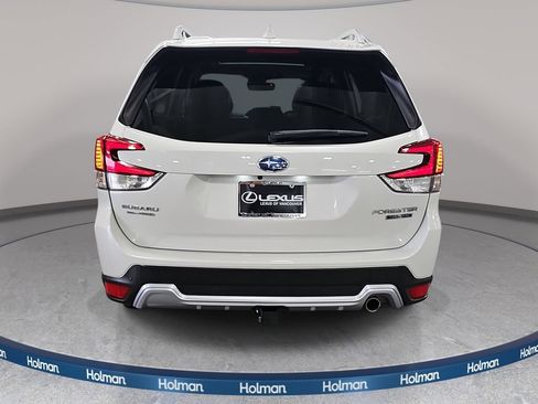 Used 2023 Subaru Forester Touring AWD/4WD image 5