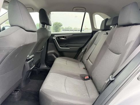 Used 2024 Toyota RAV4 XLE FWD image 13