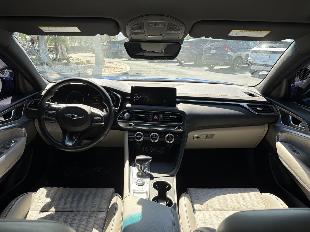 Used 2022 Genesis G70 3.3T RWD image 10