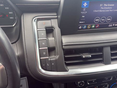 Used 2023 Chevrolet Tahoe LS AWD/4WD image 16