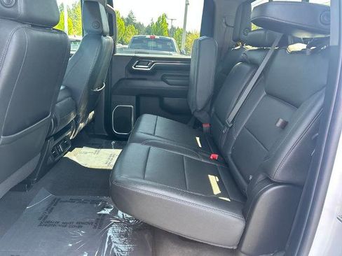 Used 2024 Chevrolet Silverado 3500 LT w/ Convenience Package AWD/4WD image 10