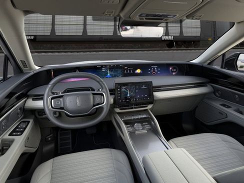 New 2026 Lincoln Nautilus Reserve w/ Jet Appearance Package image 9