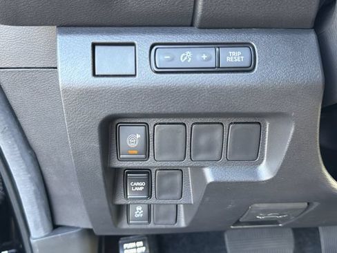 Used 2026 Nissan Frontier SV w/ Tow Package RWD image 24