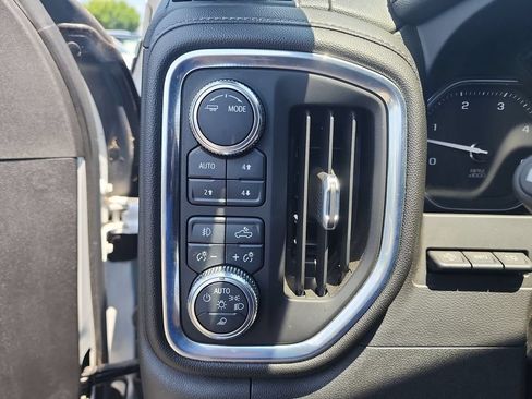 Certified 2021 GMC Sierra 2500 Denali w/ Denali Ultimate Package AWD/4WD image 18