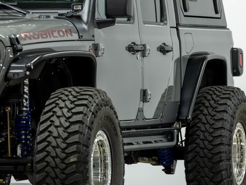 Used 2023 Jeep Gladiator Rubicon w/ Cold Weather Group image 77