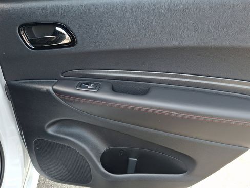 Used 2023 Dodge Durango GT AWD/4WD image 18