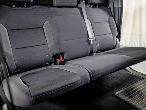 Used 2023 Chevrolet Silverado 3500 LT w/ Convenience Package image 32