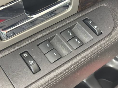 Used 2014 Ford F150 Platinum AWD/4WD image 25