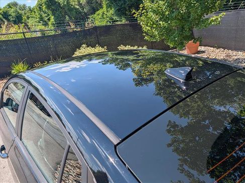 Used 2019 Hyundai Ioniq Plug-In Hybrid FWD image 22