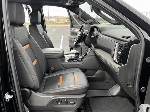 Used 2025 GMC Sierra 1500 AT4 w/ AT4 Preferred Package image 20