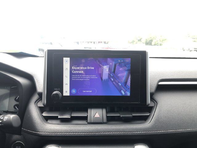Used 2025 Toyota RAV4 XLE FWD image 17