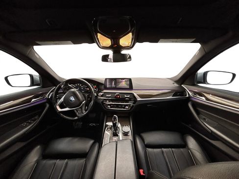 Used 2019 BMW 530i xDrive w/ Convenience Package image 17