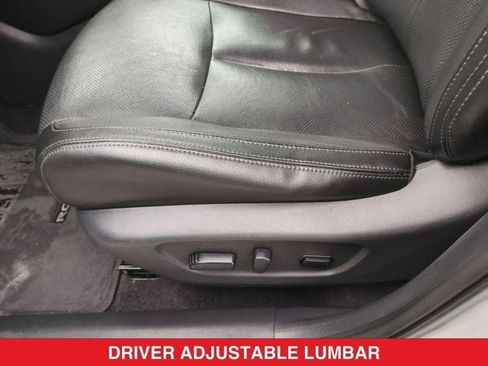 Used 2019 Nissan Rogue SL w/ Premium Package image 15