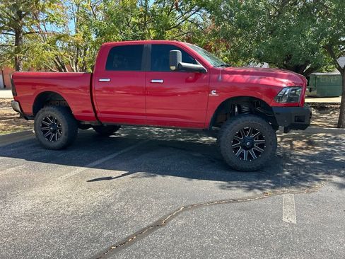 Used 2014 RAM 2500 Big Horn AWD/4WD image 3