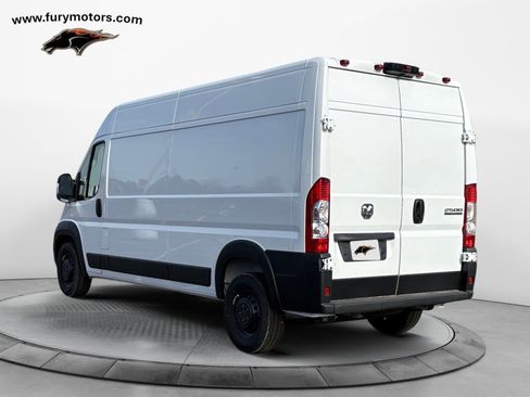 Used 2024 RAM ProMaster 2500 w/ Storage Group image 3