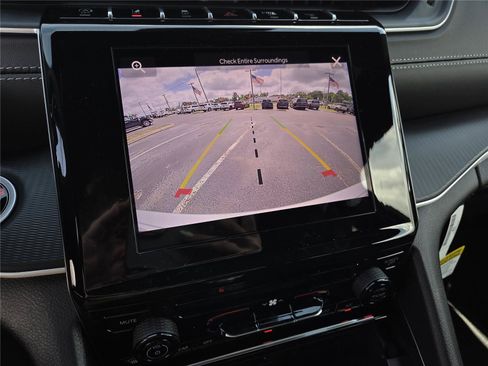 New 2026 Jeep Grand Cherokee Laredo RWD image 13