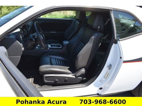 Used 2014 Dodge Challenger R/T Plus RWD image 24