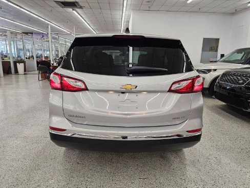 Used 2021 Chevrolet Equinox LT w/ Driver Convenience Package AWD/4WD image 6
