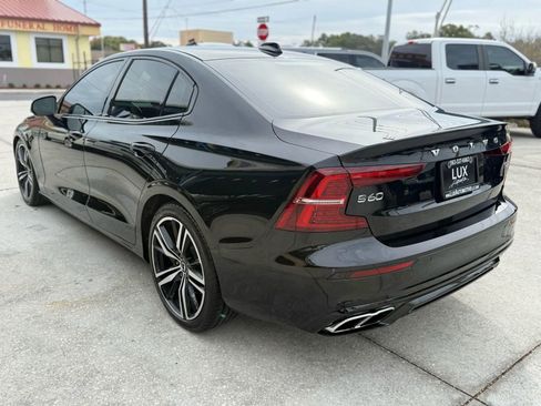 Used 2019 Volvo S60 T5 R-Design image 7