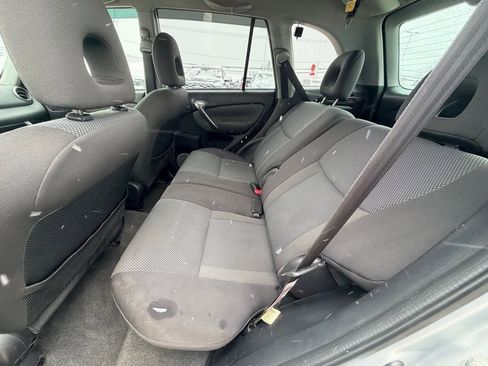 Used 2004 Toyota RAV4 2WD image 20