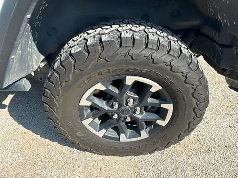 Used 2024 Jeep Wrangler Unlimited Rubicon 4xe AWD/4WD image 22