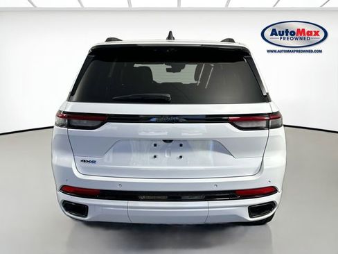 Used 2024 Jeep Grand Cherokee Limited 4xe AWD/4WD image 8