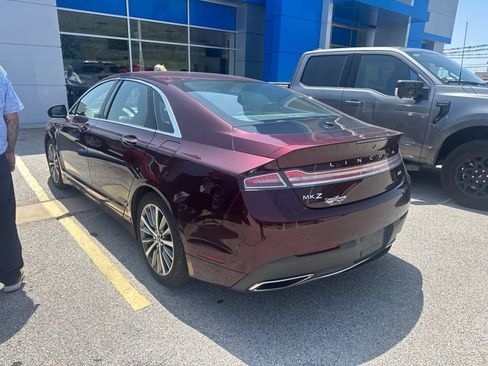 Used 2018 Lincoln MKZ Select w/ Select Plus Package FWD image 2