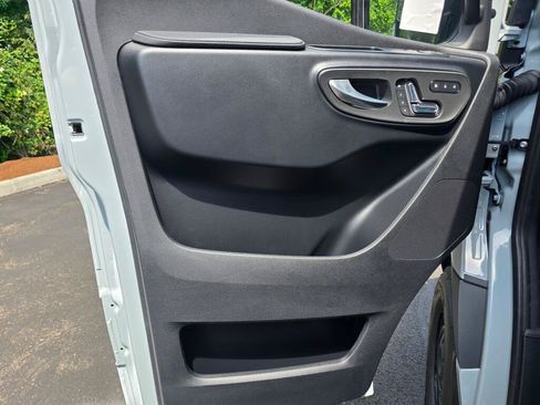 New 2026 Mercedes-Benz Sprinter 2500 image 32