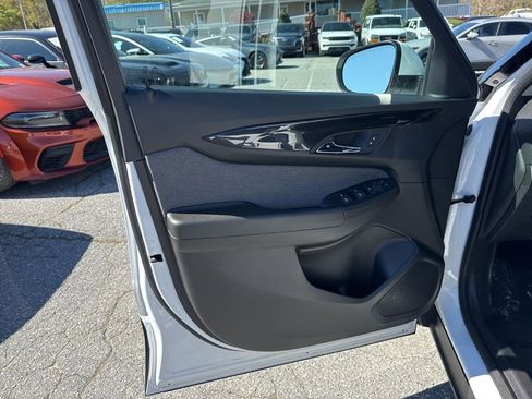 Used 2025 Chevrolet TrailBlazer LT image 22