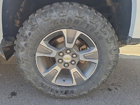 Used 2019 Chevrolet Colorado Z71 image 8