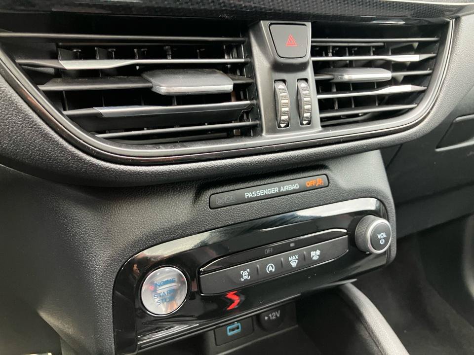 Used 2023 Ford Escape ST-Line w/ Tech Pack #1 FWD image 22