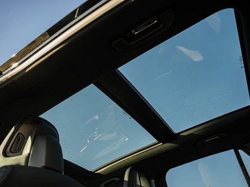 New 2026 Mercedes-Benz GLC 300 4MATIC image 34