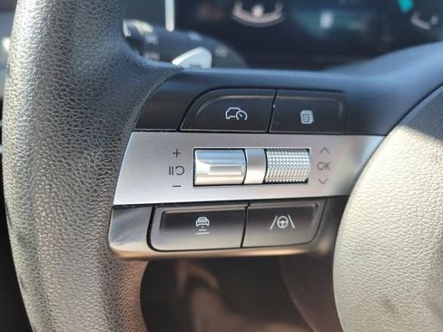 Used 2025 Hyundai Sonata SEL FWD image 13