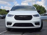 New 2026 Chrysler Pacifica Select image 2
