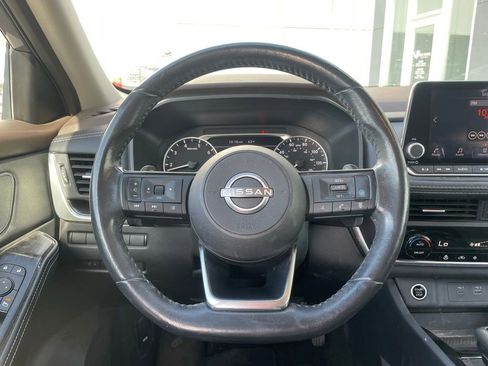 Certified 2023 Nissan Rogue SV w/ SV Premium B Package image 11