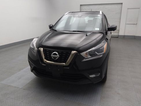 Used 2020 Nissan Kicks SR w/ SR Premium Package image 15
