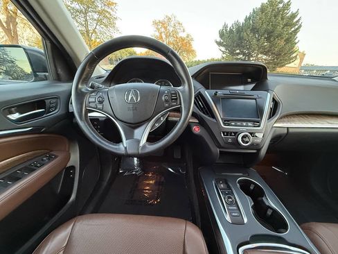 Used 2019 Acura MDX FWD w/ Technology Package image 18