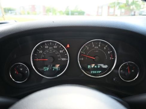 Used 2017 Jeep Wrangler Unlimited Sport AWD/4WD image 39