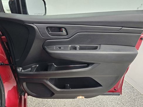 Used 2025 Honda Odyssey Sport-L image 21