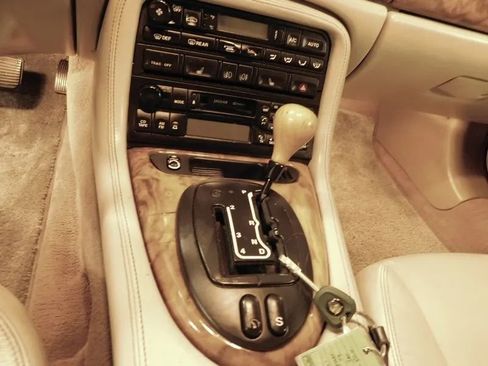 Used 2001 Jaguar XK8 Convertible RWD image 40
