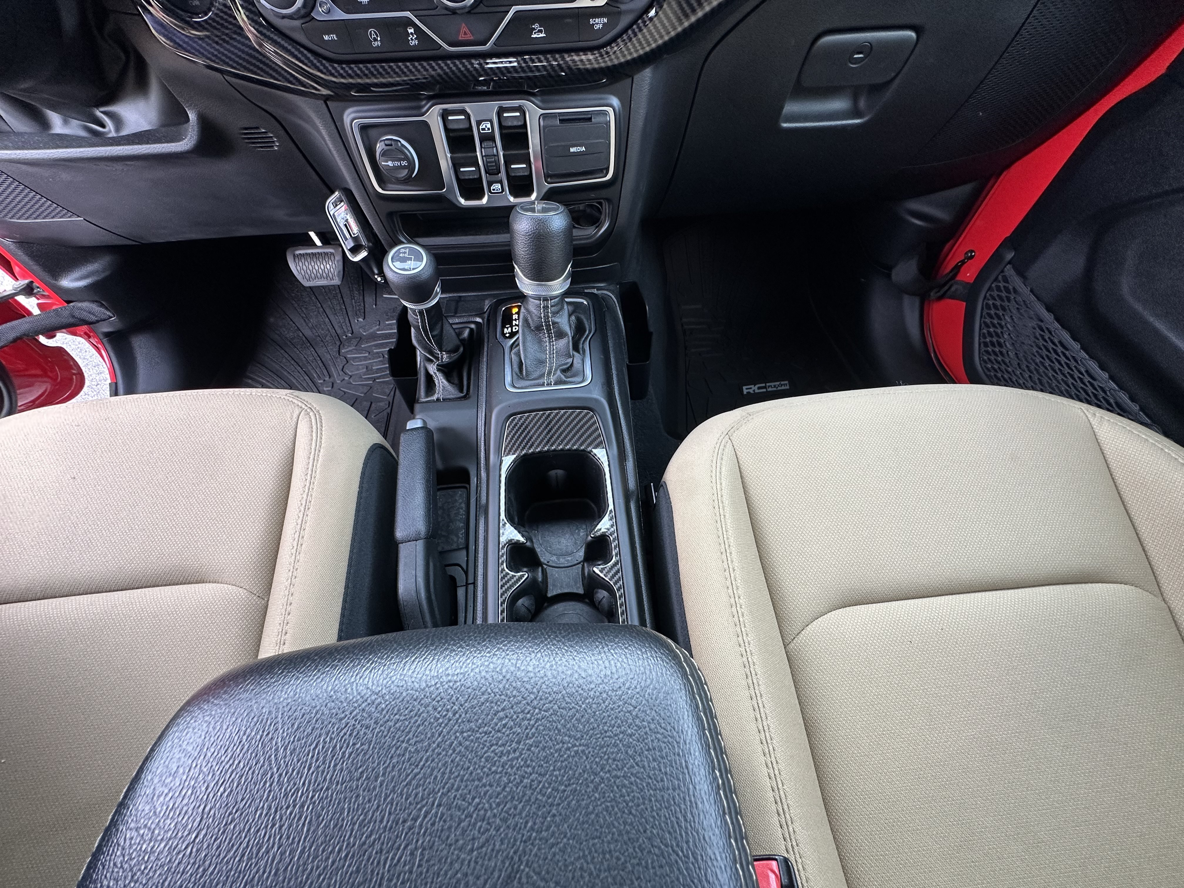 Used 2023 Jeep Gladiator Overland AWD/4WD image 23
