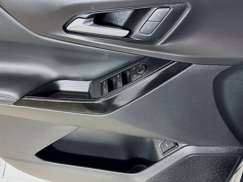 Certified 2026 Chevrolet Equinox LT w/ Convenience Package II FWD image 16