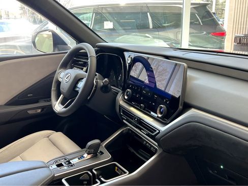 New 2026 Lexus TX 350 AWD image 32